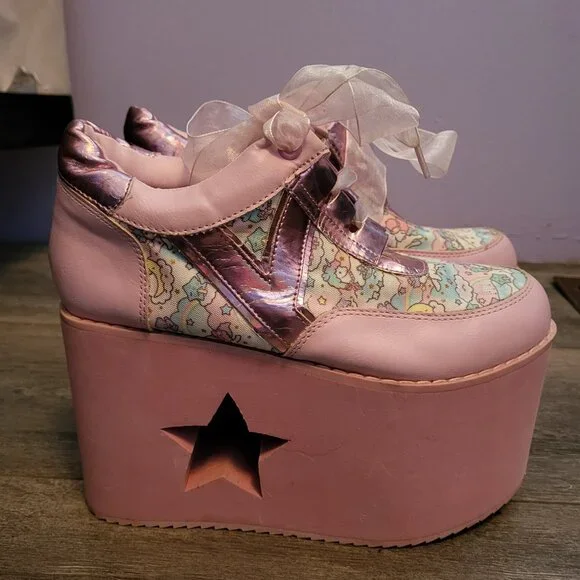 RARE Yru Little Twin Stars Qozmo lo platform shoes - Picture 2 of 7